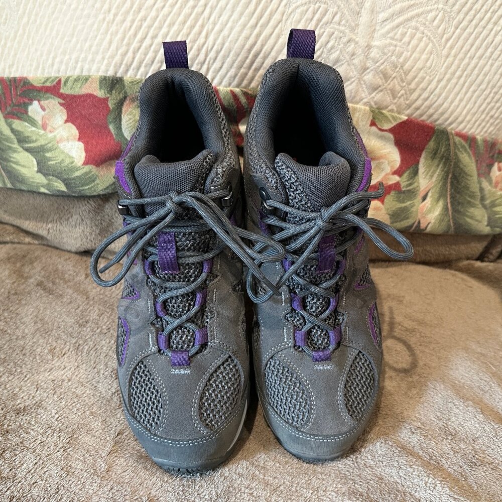 MERRELL Women's Yokota 2 Mid Hiking Shoe Boots Shoes WATERPROOF Size 8.0